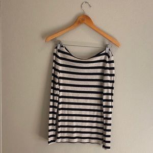Super comfortable striped long sleeve!  Never worn